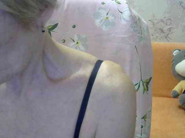 Red-Rose-777 webcam