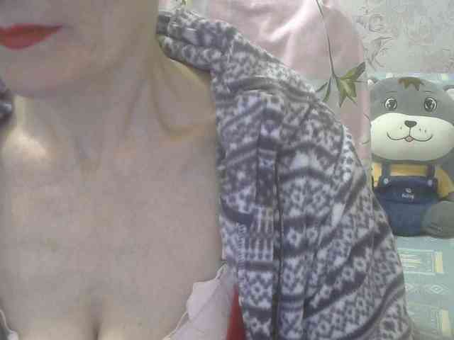 Red-Rose-777 webcam