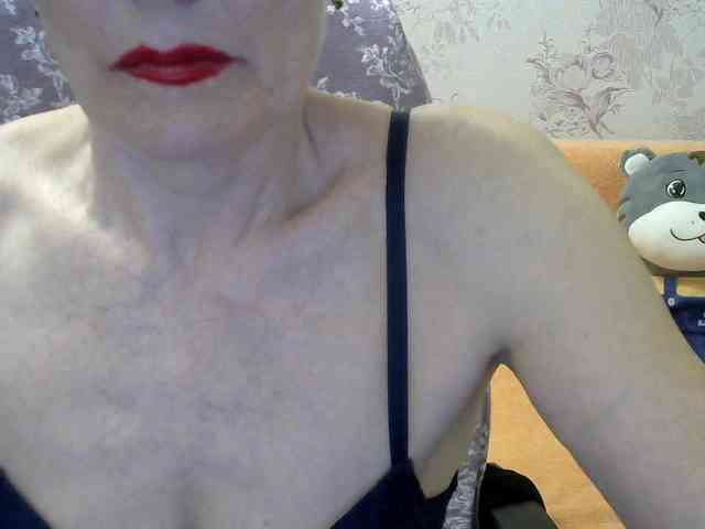 Red-Rose-777 webcam