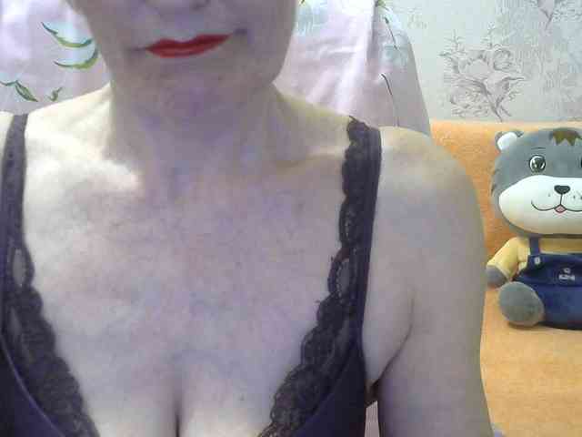 Red-Rose-777 webcam