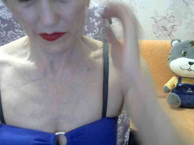 Red-Rose-777 webcam