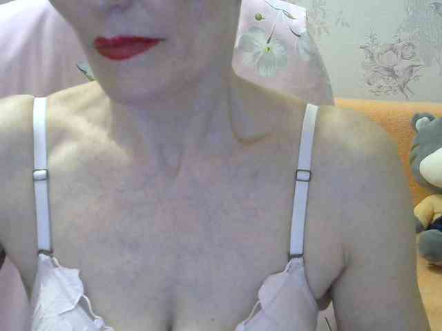 Red-Rose-777 webcam