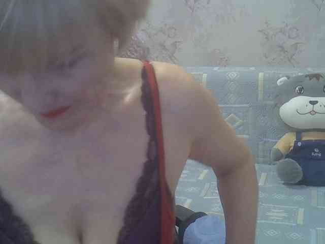 Red-Rose-777 webcam
