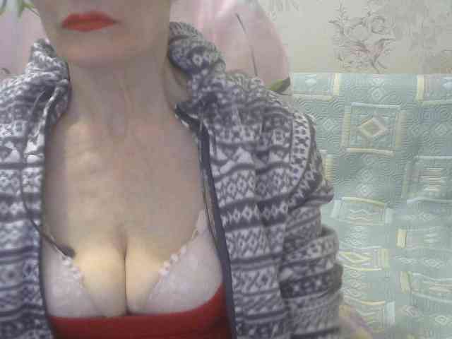 Red-Rose-777 webcam