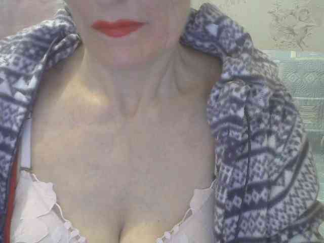 Red-Rose-777 webcam