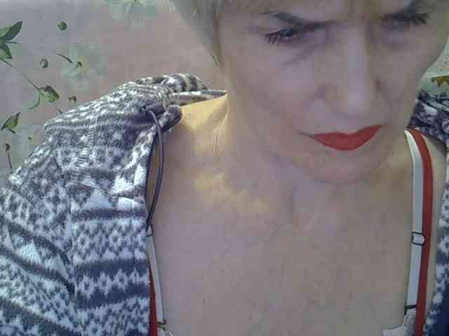 Red-Rose-777 webcam