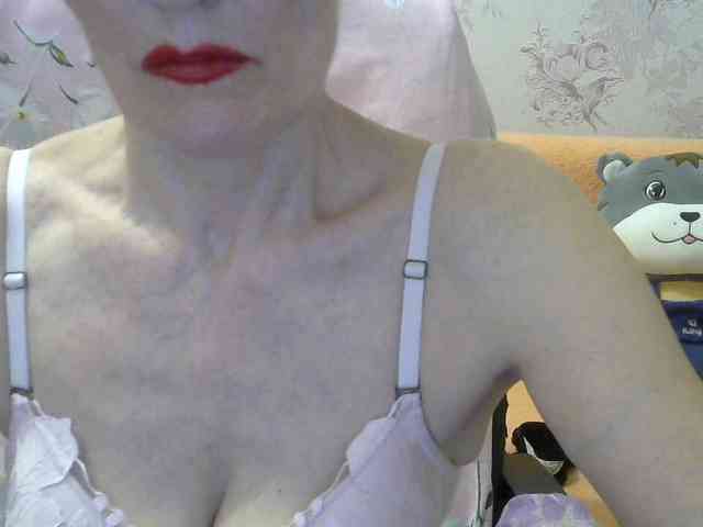 Red-Rose-777 webcam