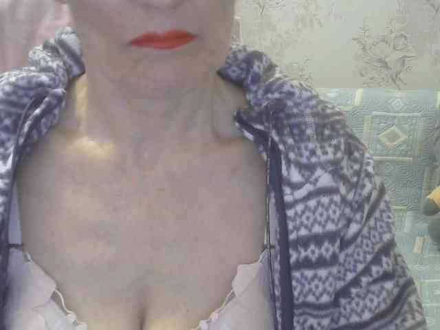 Red-Rose-777 webcam