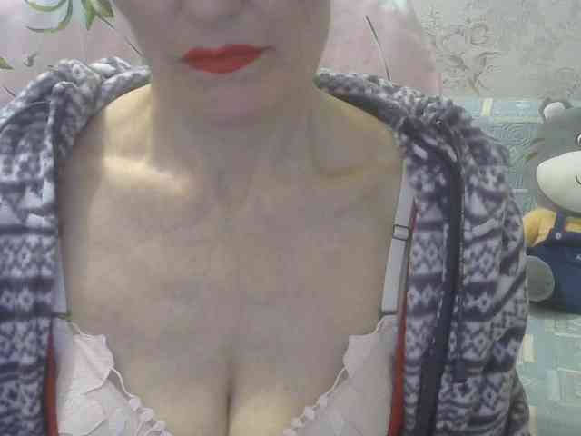 Red-Rose-777 webcam