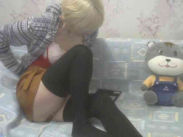 Red-Rose-777 webcam