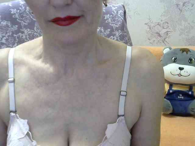Red-Rose-777 webcam
