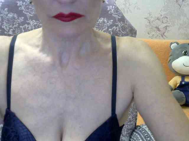 Red-Rose-777 webcam