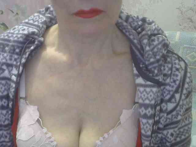 Red-Rose-777 webcam