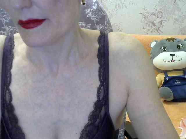 Red-Rose-777 webcam
