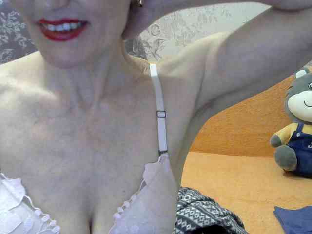 Red-Rose-777 webcam