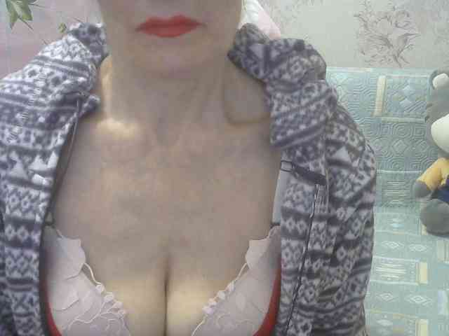 Red-Rose-777 webcam