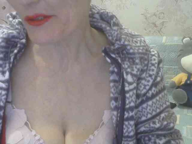 Red-Rose-777 webcam
