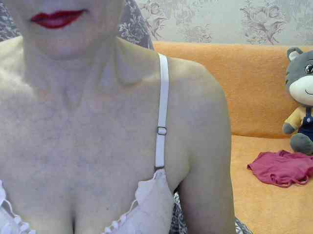 Red-Rose-777 webcam
