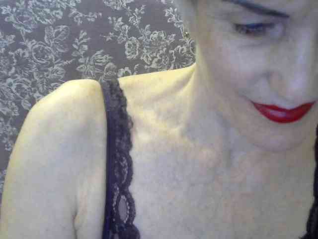 Red-Rose-777 webcam