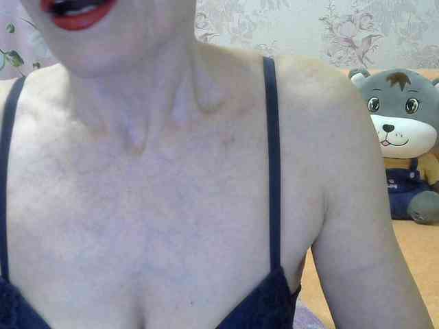 Red-Rose-777 webcam