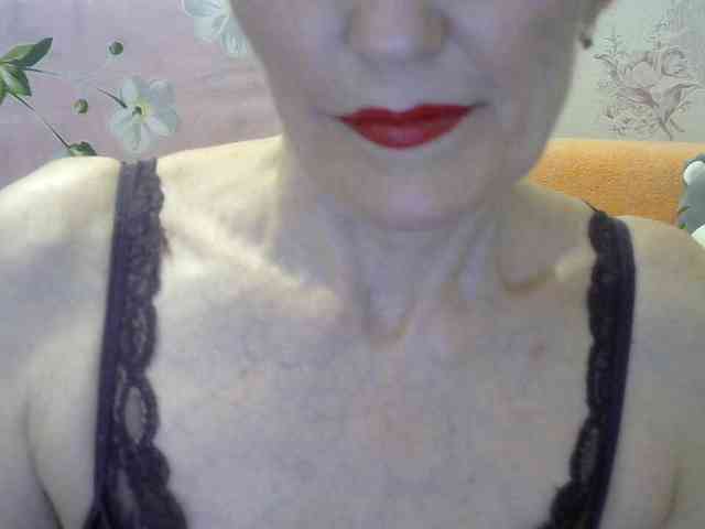 Red-Rose-777 webcam