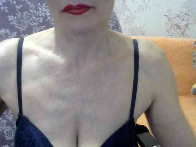 Red-Rose-777 webcam