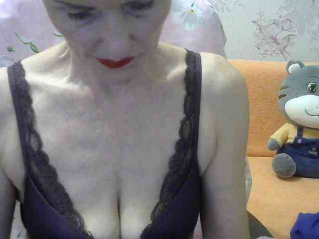 Red-Rose-777 webcam