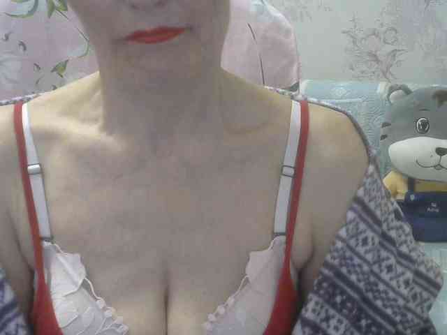 Red-Rose-777 webcam