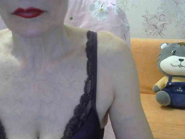 Red-Rose-777 webcam