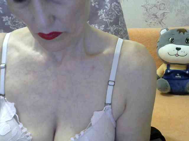 Red-Rose-777 webcam