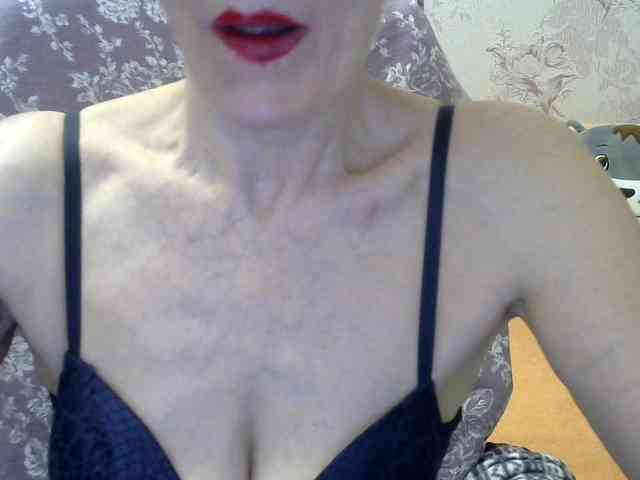 Red-Rose-777 webcam
