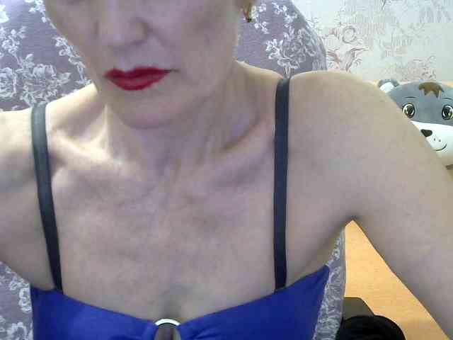 Red-Rose-777 webcam