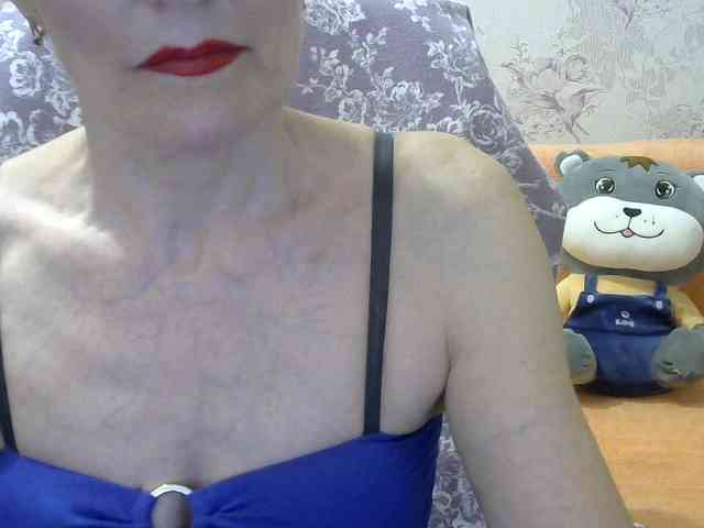 Red-Rose-777 webcam