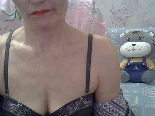 Red-Rose-777 webcam