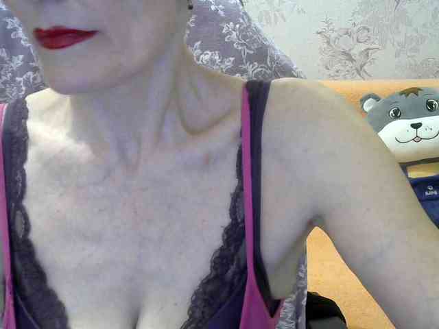 Red-Rose-777 webcam