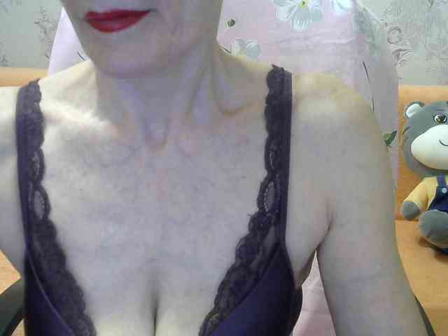 Red-Rose-777 webcam