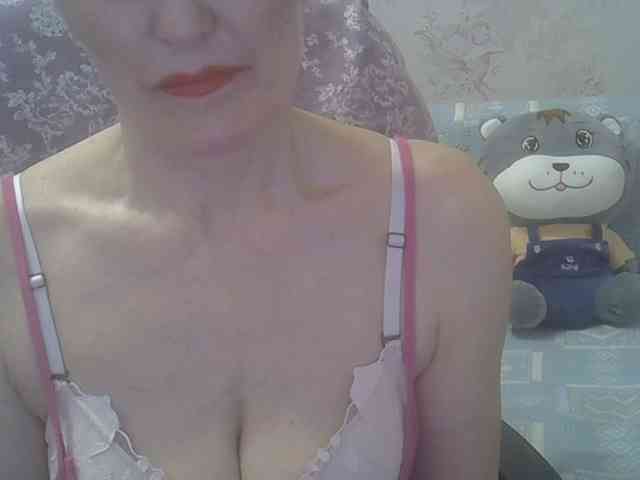 Red-Rose-777 webcam