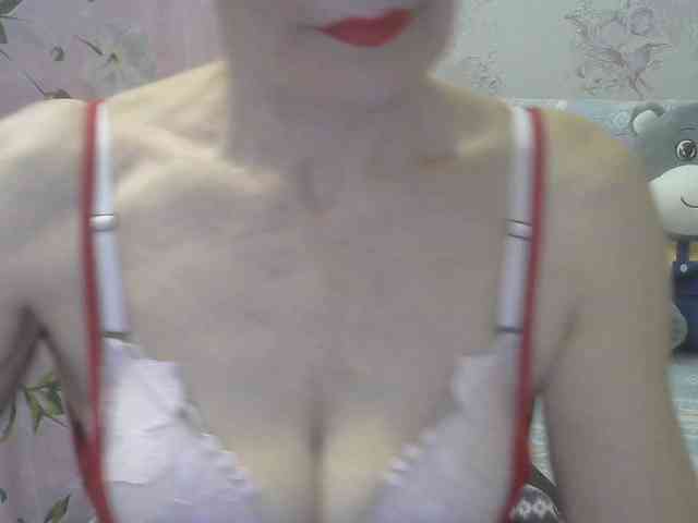 Red-Rose-777 webcam