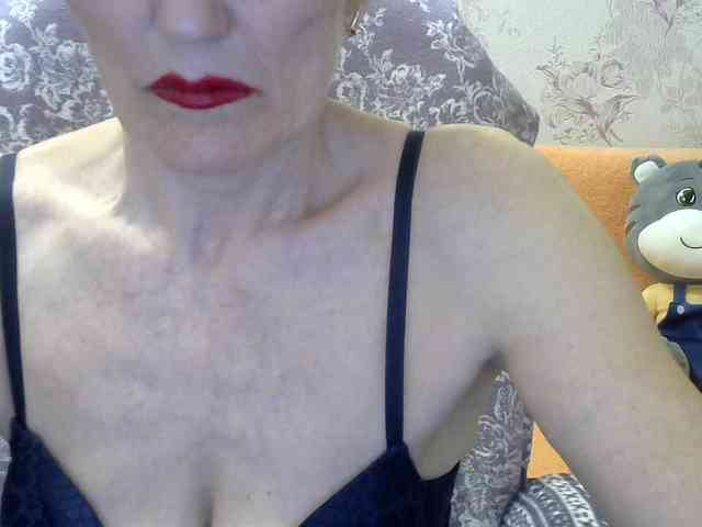 Red-Rose-777 webcam
