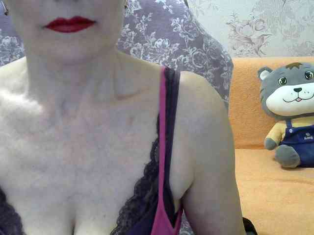 Red-Rose-777 webcam