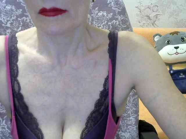 Red-Rose-777 webcam