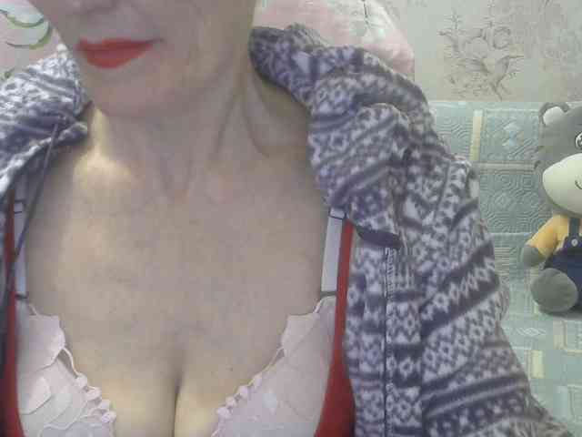 Red-Rose-777 webcam