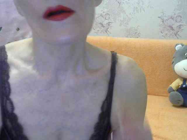 Red-Rose-777 webcam