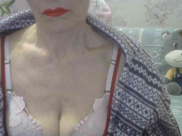 Red-Rose-777 webcam