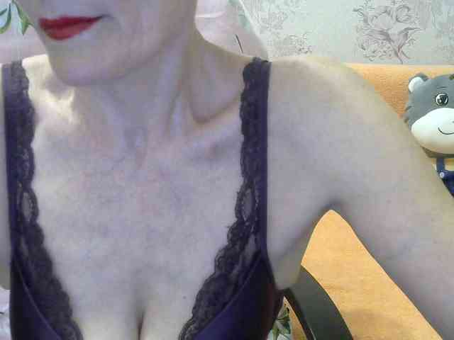 Red-Rose-777 webcam