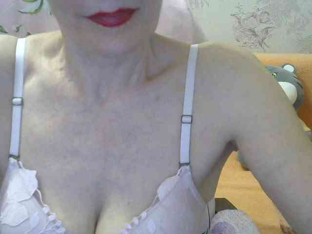 Red-Rose-777 webcam
