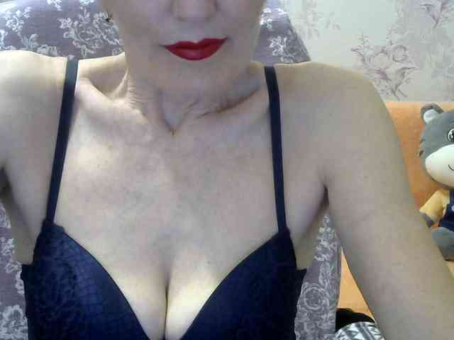 Red-Rose-777 webcam