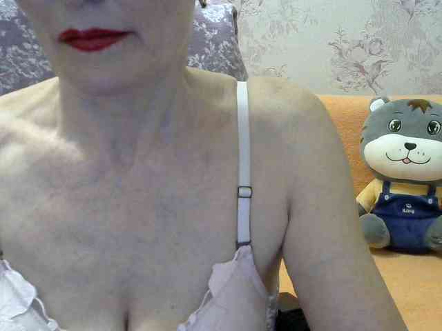Red-Rose-777 webcam