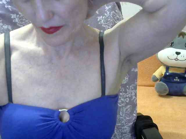Red-Rose-777 webcam