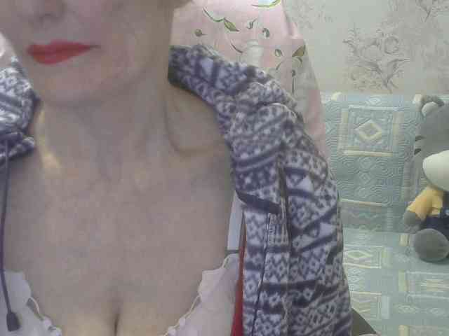 Red-Rose-777 webcam